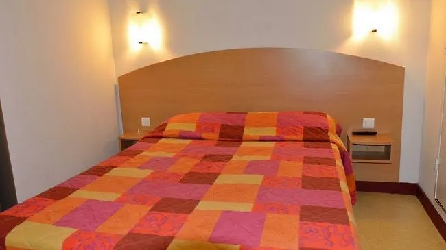 Hotel De Lyon Valence   Valence (Drome)